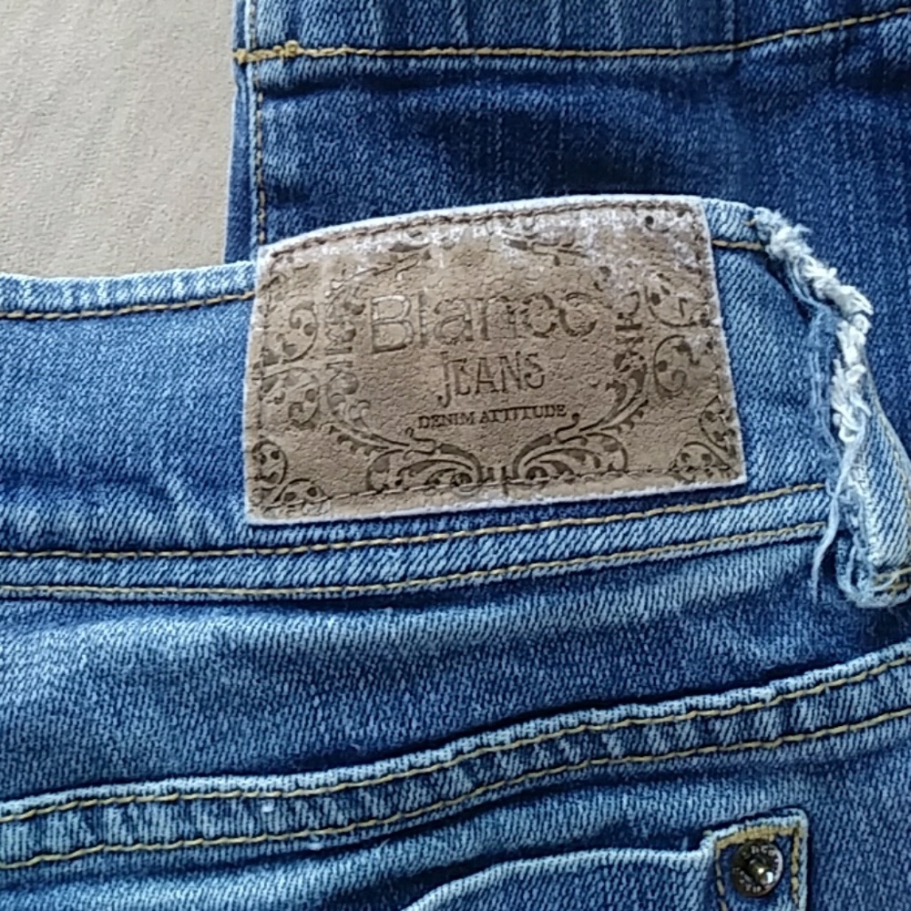 Jean - Picture 4 of 4